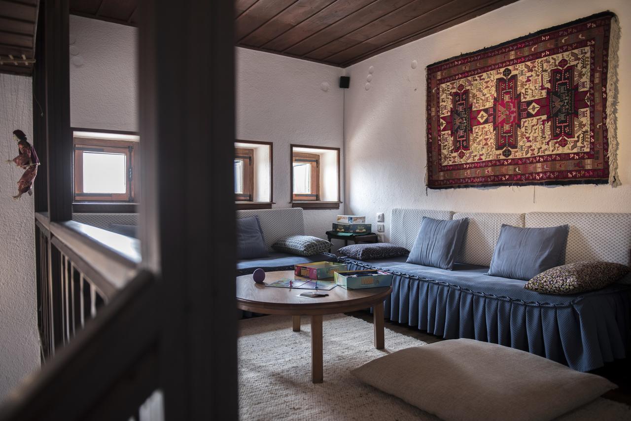 Neochori  Arxontiko Mytilineou - Skretaion B&B 외부 사진